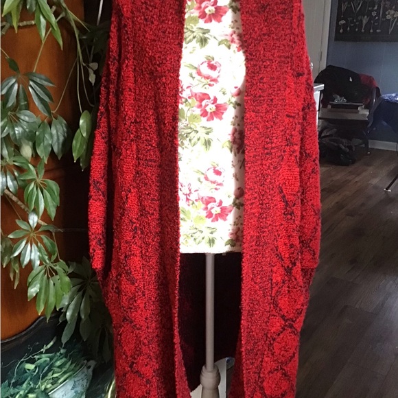 Cardigan Sweater. - Picture 6 of 9